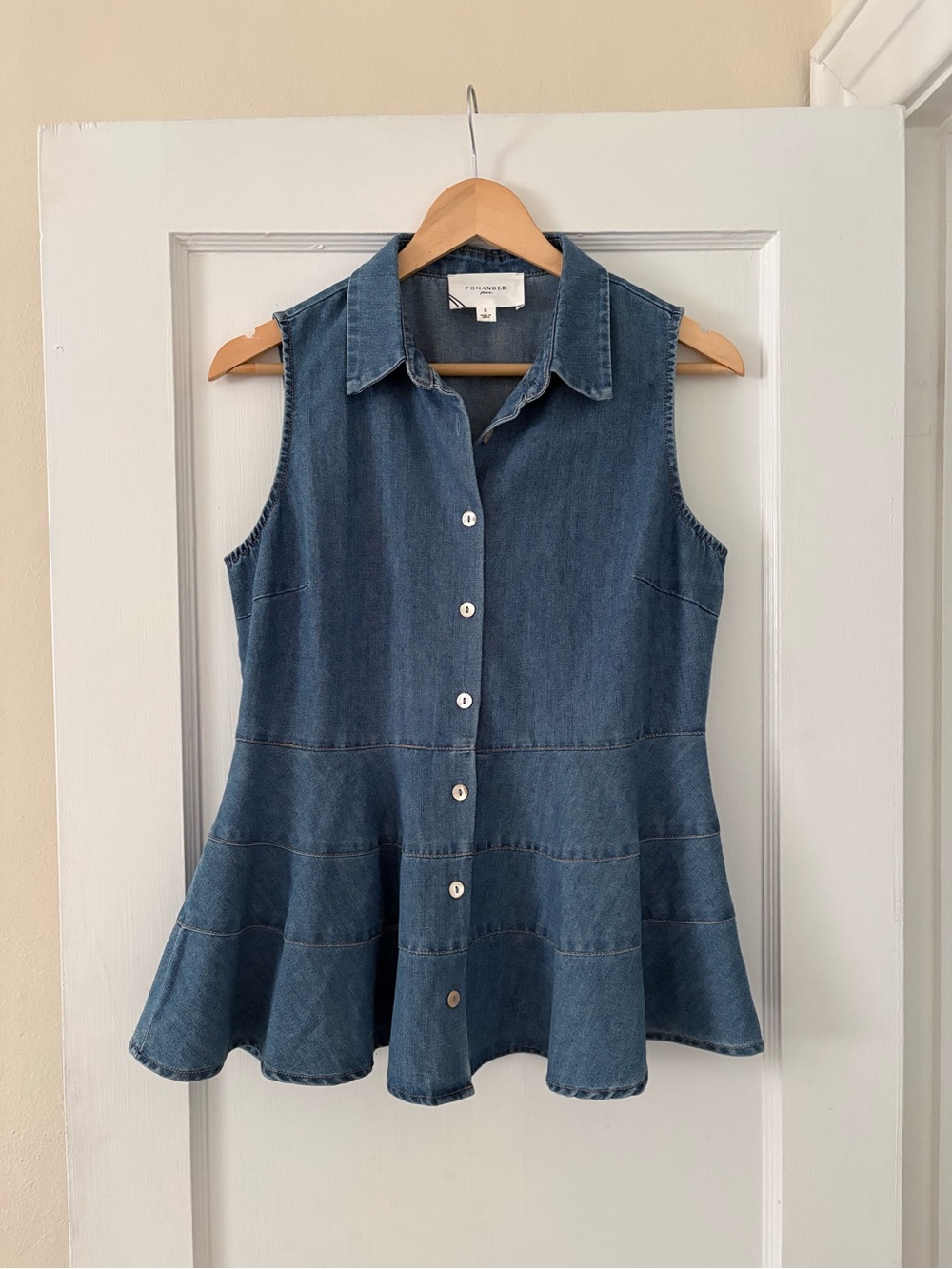 Pomander Place Ashlen Sleeveless Denim Peplum Button-Down Top - Blue
